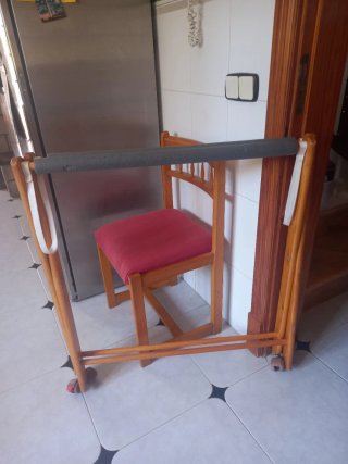 Cuna de tijera plegable
