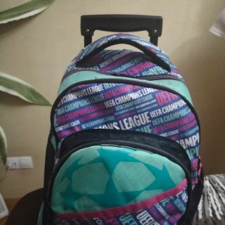 Mochila infantil con ruedas