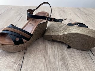 Sandalias cuña Berluka T.35