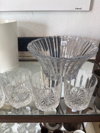 Juego de 4 vasos de cristal tallado mas bol