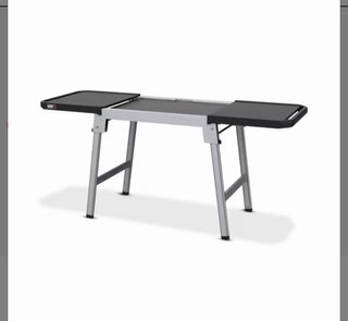 Mesa extensible y plegable Weber para barbacoa
