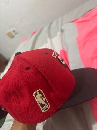 Gorra New Era Chicago Bulls Roja y Negra