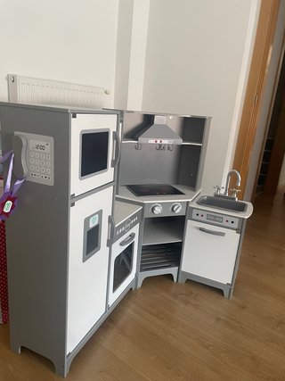 Cocina de juguete madera y plástico