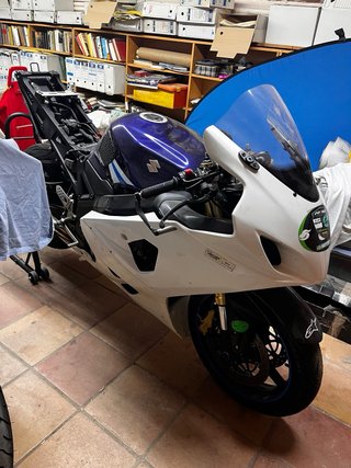 Suzuki GSXR600 K5 Circuito