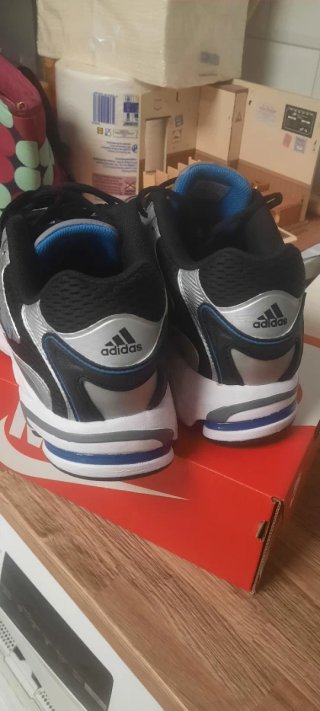 Adidas Response CL