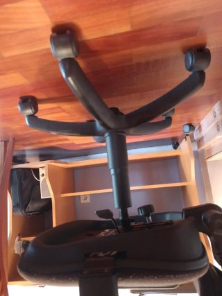 Silla de escritorio negra