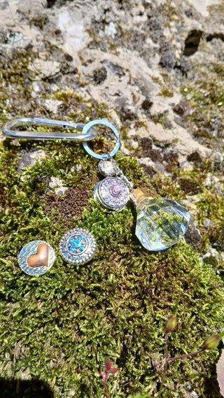 Llavero Bolso Diamante y botones magnéticos