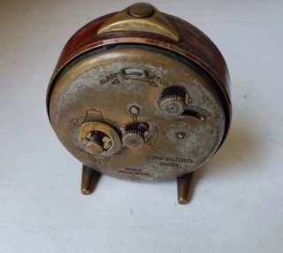 Orologio sveglia antico CYMA