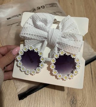 Conjunto infantil óculos e laço branco
