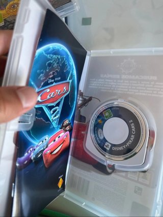 PSP Sony Negra Casi Sin Uso. Bateria carga al 100%