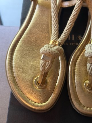 Sandalias Michael Kors Doradas