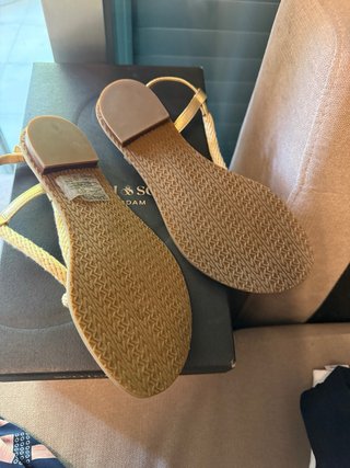 Sandalias Michael Kors Doradas