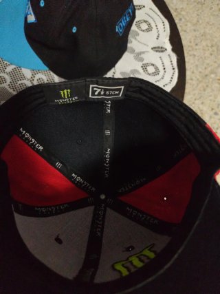 Lote 2 Gorras DC Shoes, Ford, Monster, Obey