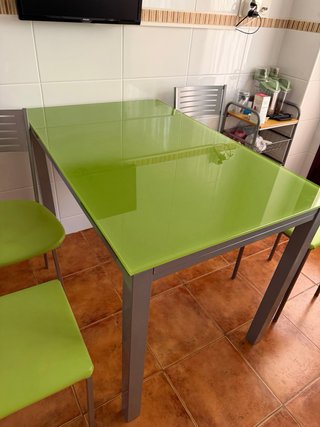 Mesa y 4 Sillas Cocina Cristal Verde