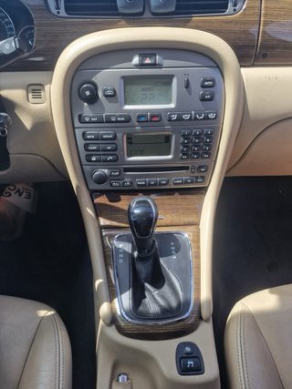 Jaguar X-Type 2009