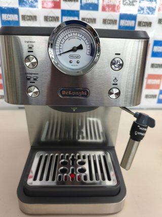 Cafetera espresso manual De’Longhi Classic con vaporizador y 15 bares