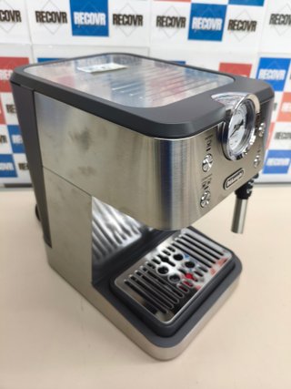 Cafetera espresso manual De’Longhi Classic con vaporizador y 15 bares