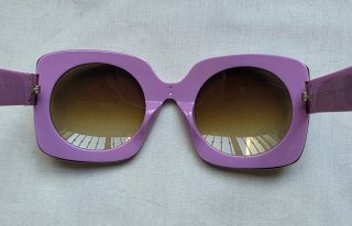 Occhiali da sole tartaruga e viola