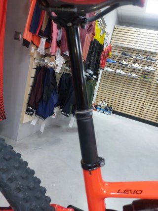 Bicicleta Specialized turbo levo Talla M