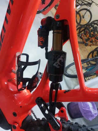 Bicicleta Specialized turbo levo Talla M