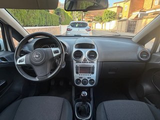 Opel Corsa 2014 con 165.000km UNICO PROPIETARIO