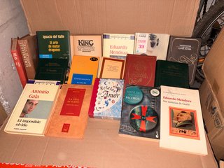 Lote 5 libros — 8 €