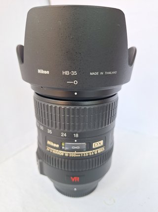 Objetivo Nikon AF-S DX 18-200mm VR, no ofertas