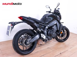 YAMAHA MT 09