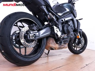 YAMAHA MT 09