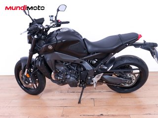 YAMAHA MT 09