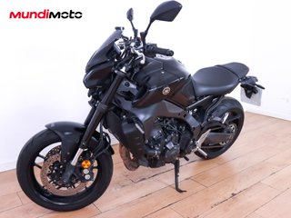 YAMAHA MT 09