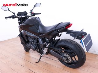 YAMAHA MT 09