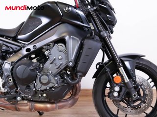 YAMAHA MT 09