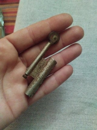 Mecheros antiguos de cuerda con ruedas
