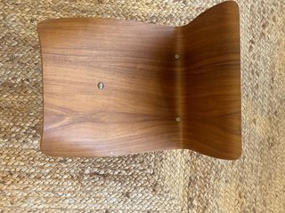 Taburete Butterfly Madera