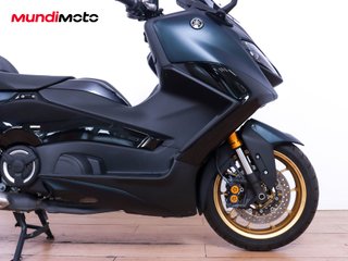 YAMAHA T-MAX 560