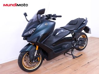 YAMAHA T-MAX 560