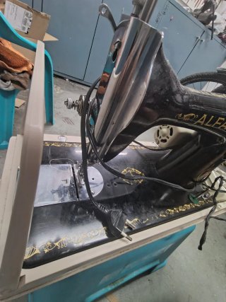 Máquina de coser Alfa S.A. España
