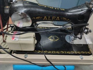 Máquina de coser Alfa S.A. España