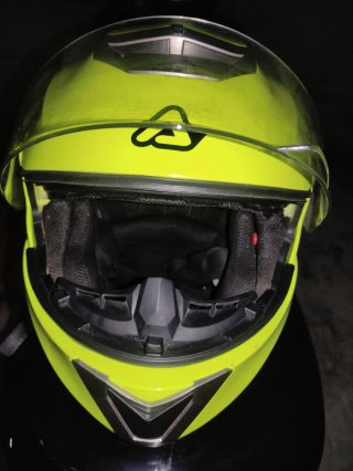 Casco de Moto Amarillo
