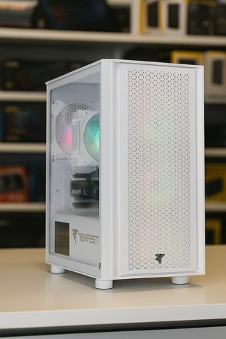 PC GAMING RTX 3060 12GB // RYZEN 7 7800X3D