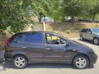 Nissan Almera 2004