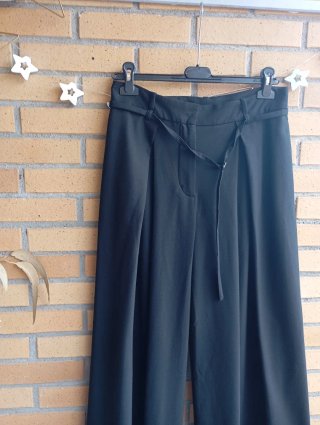 Pantalones Zara negros anchos