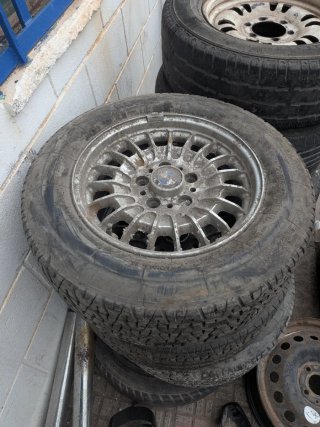 Llanta BMW 220/55 VR 390 Michelin TRX