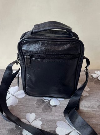 Borsello vera pelle nero