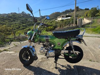 Honda Dax 125cc .