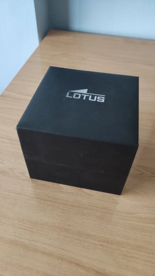 Caja para reloj Lotus negra