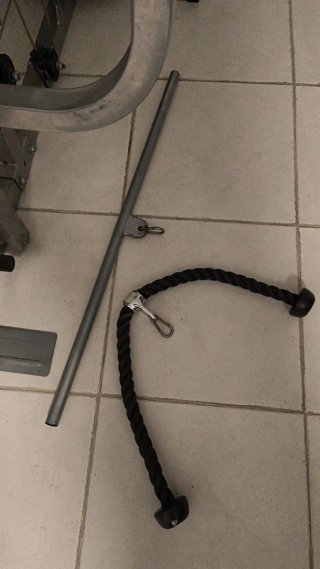 Máquina de ejercicio multifuncional