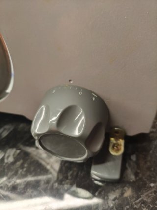 Cortafiambres Eléctrico Plateado