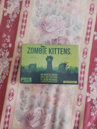 Juego de cartas Zombie Kittens